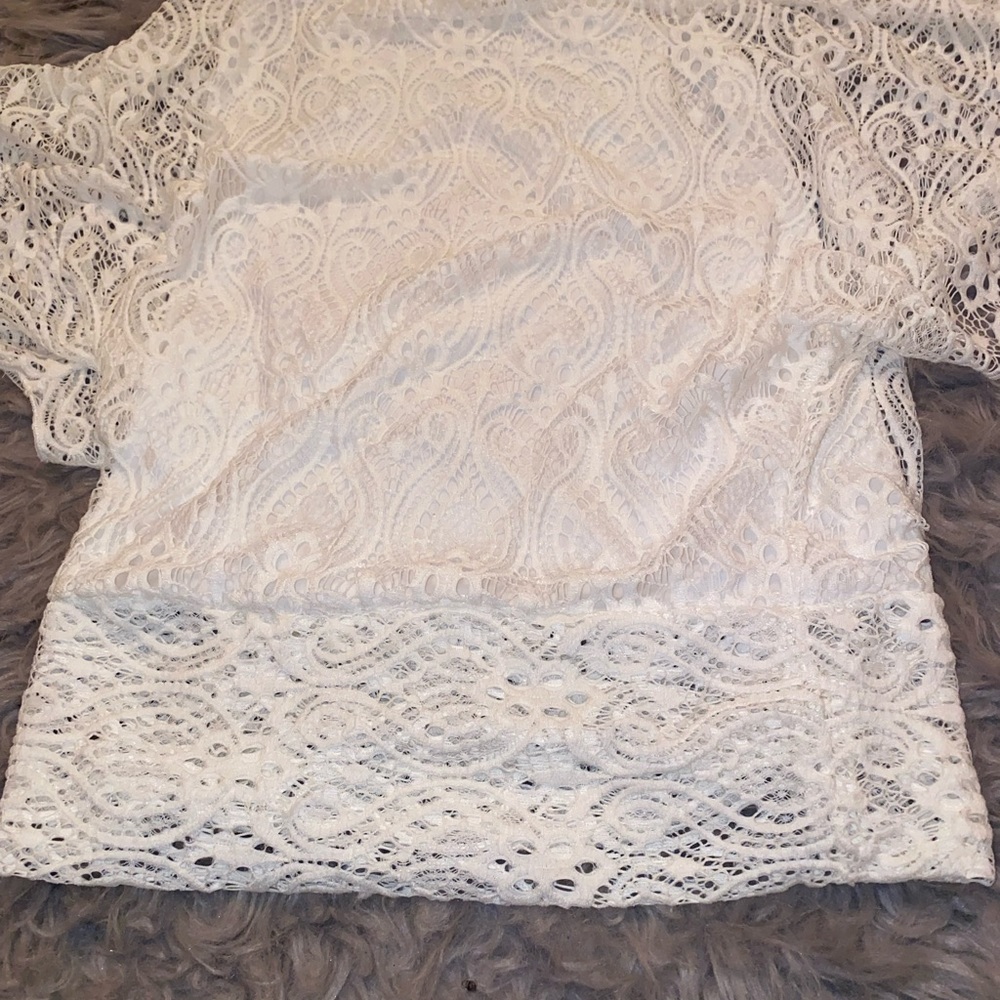BRITTANY BLACK - Lacy Top with Built-In Camisole, White, Size Small - Picture 4 of 4